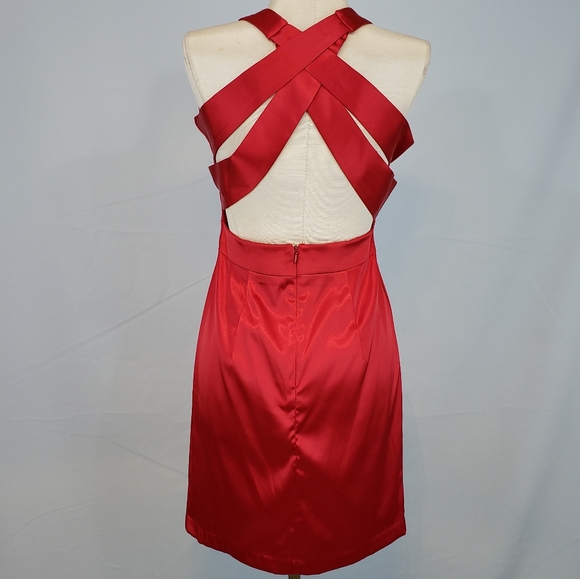 B. Darlin red prom dress size 4 - Picture 4 of 5